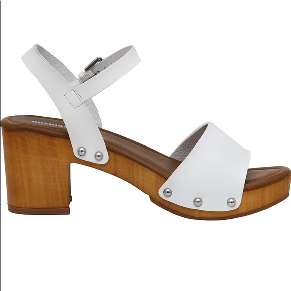 📦 SALE | CUSHIONAIRE | Sloan Faux Wood Sandal - Picture 11 of 11